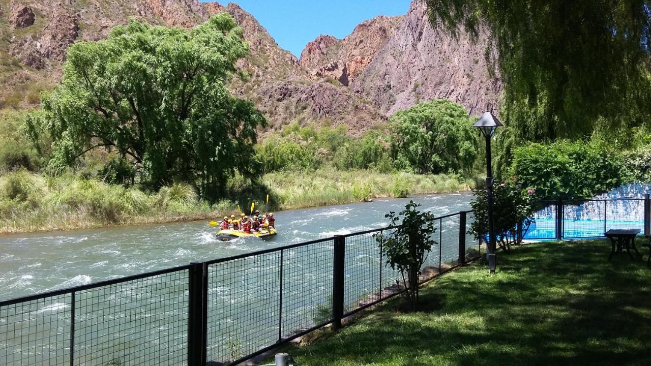 Alojamento de Turismo Selvagem Balcon Del Atuel *
