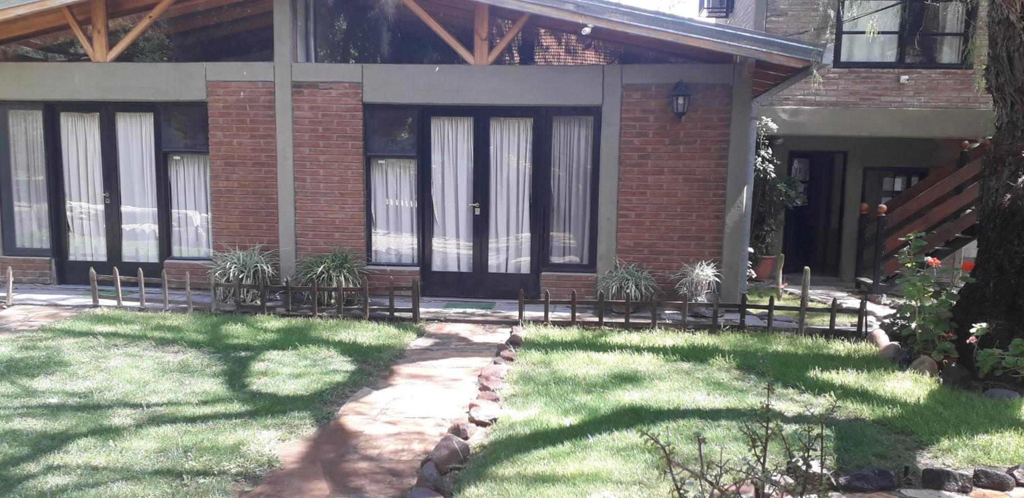 Alojamento de Turismo Selvagem Balcon Del Atuel Valle Grande (Mendoza)